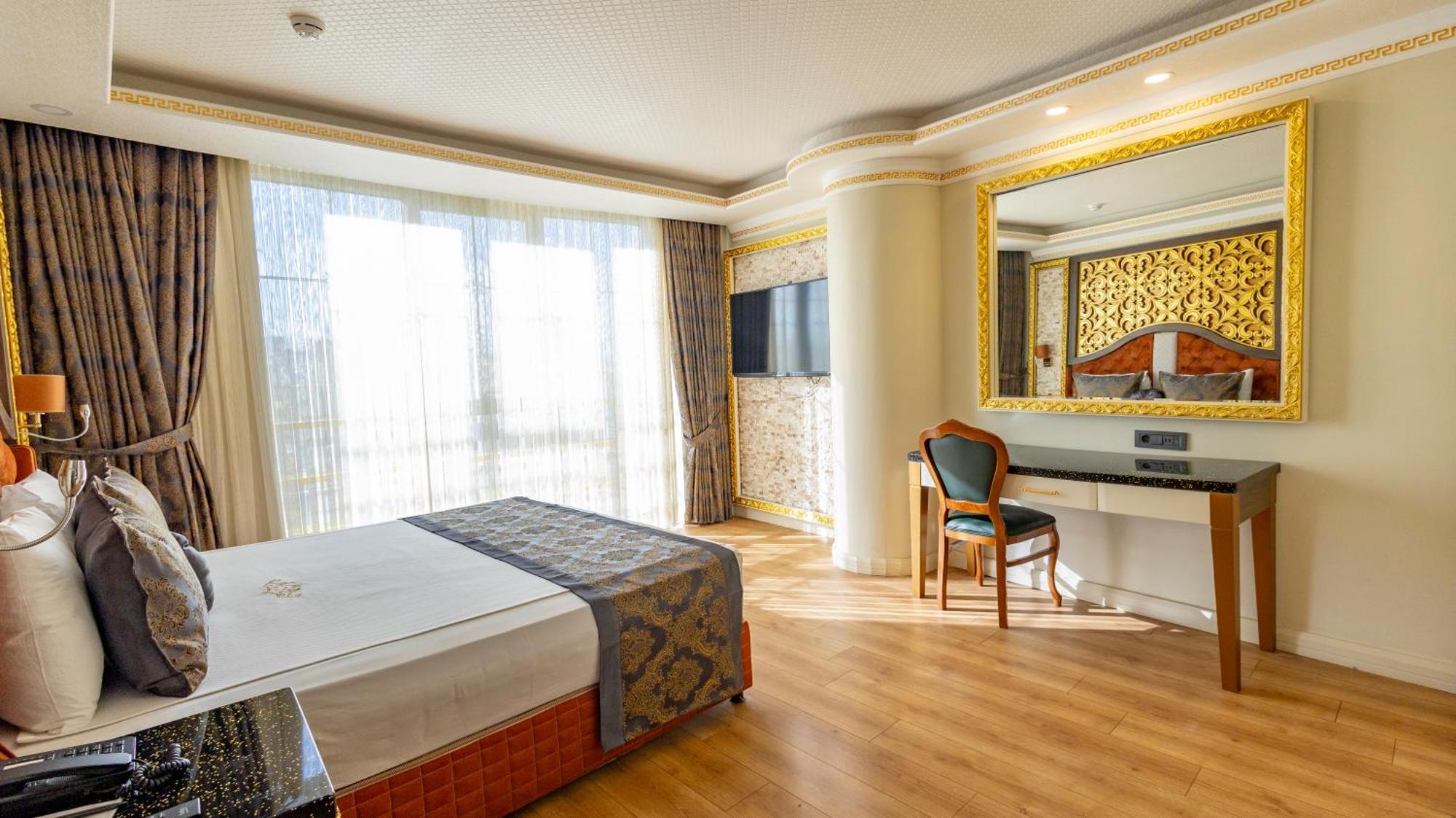 Adalya Palace Hotel *